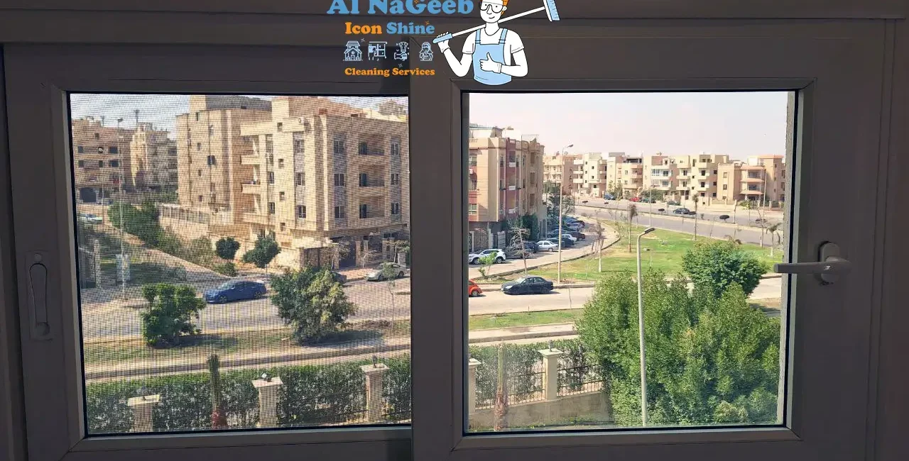 إزالة الاستيكر - شركة نظافة - شركة تنظيف - شركة تنظيف زجاج - شركة نظافة زجاج - شركة تنظيف الاسطح من الاستيكر - شركة نظافة لازالة الاستيكر - شركة ازالة استيكر - ازالة استيكر - ازالة الاستيكر من الزجاج - ازالة الاستيكر من الالوميتال -