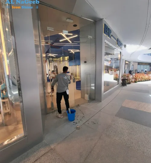 شركة نظافة - خدمات تنظيف - خدمات التنظيف - شركة النجيب - ايكون شاين - شركة تنظيف - تنظيف واجهات - تنظيف زجاج - تنظيف واجهات زجاجية