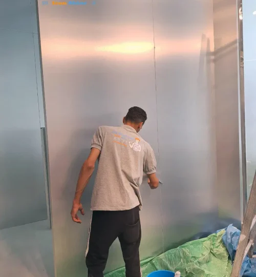 شركة نظافة - خدمات تنظيف - خدمات التنظيف - شركة النجيب - ايكون شاين - شركة تنظيف - تنظيف واجهات - تنظيف زجاج - تنظيف واجهات زجاجية - تنظيف كلادنج - كلادينج - تنظيف واجهات المحلات